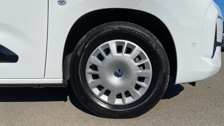 Vauxhall Combo Cargo Combo Xl Electric 100kW Pro 52kWh H1 Van Auto